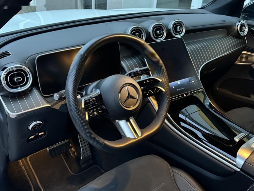 2025 Mercedes-Benz GL - 10