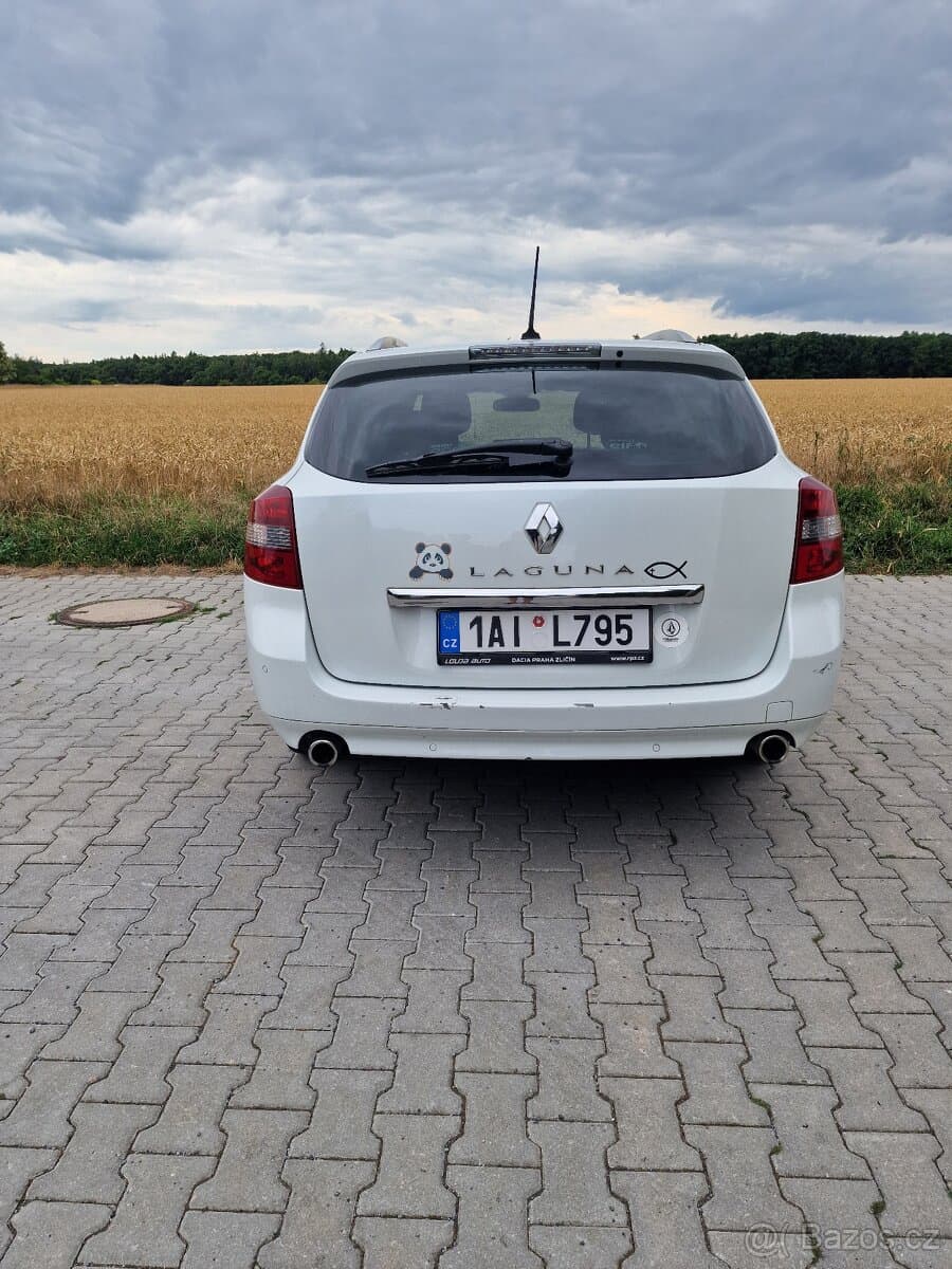 2015 Renault LAGUNA - 10
