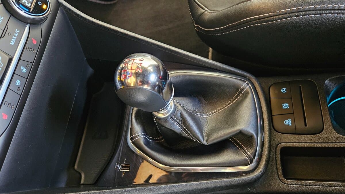 2019 Ford FIESTA - 10