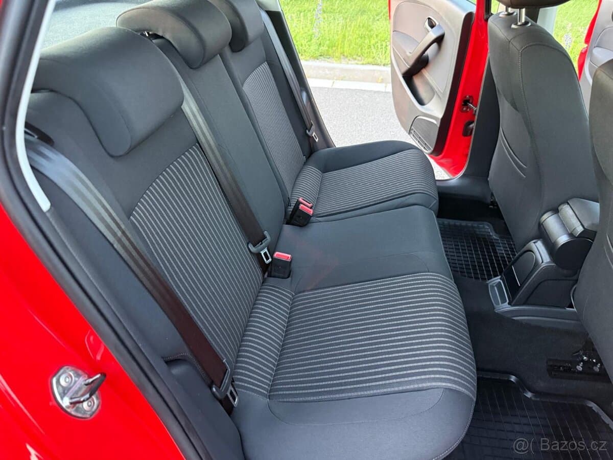 2014 Volkswagen POLO - 10