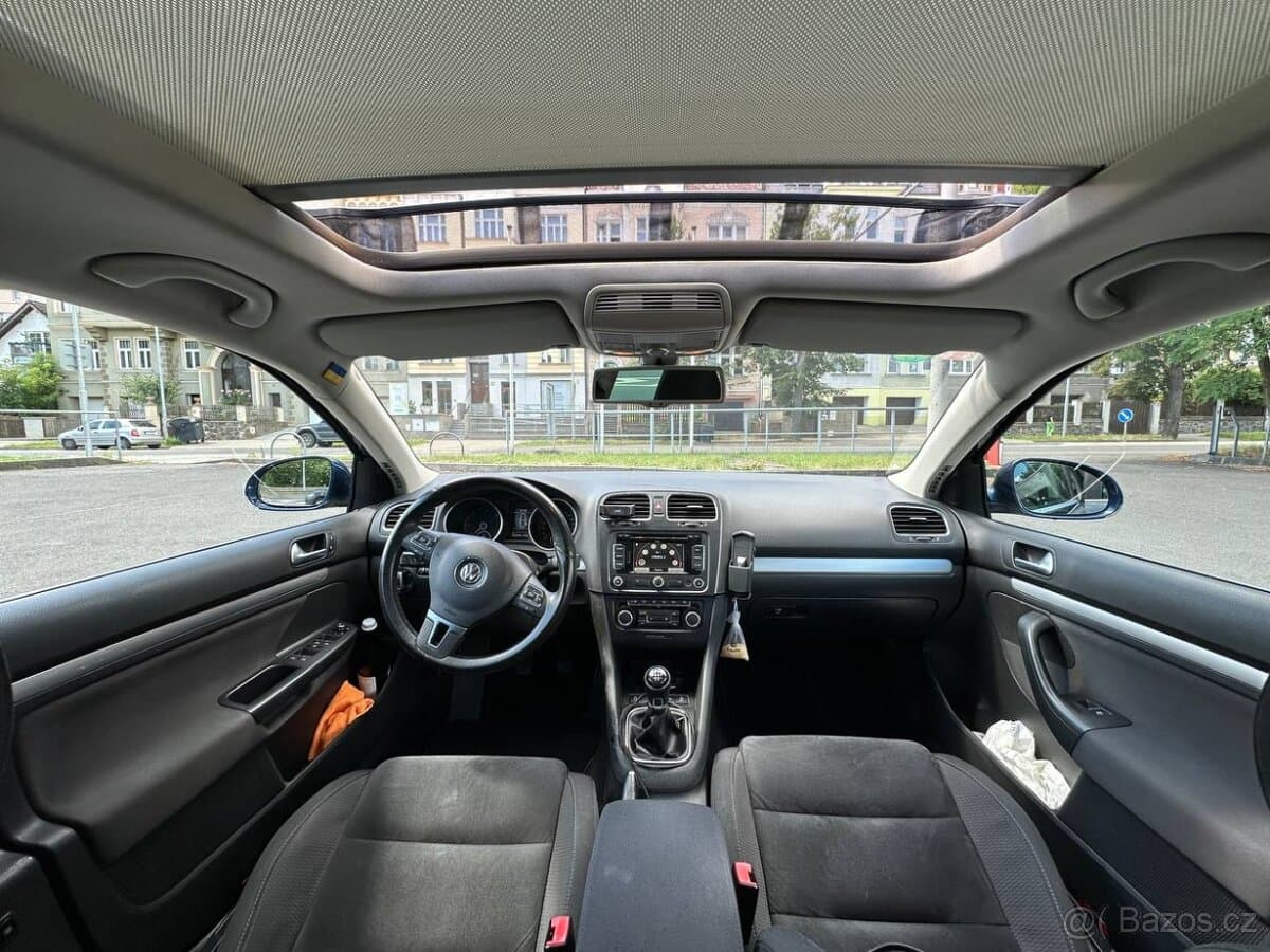 2013 Volkswagen GOLF - 10