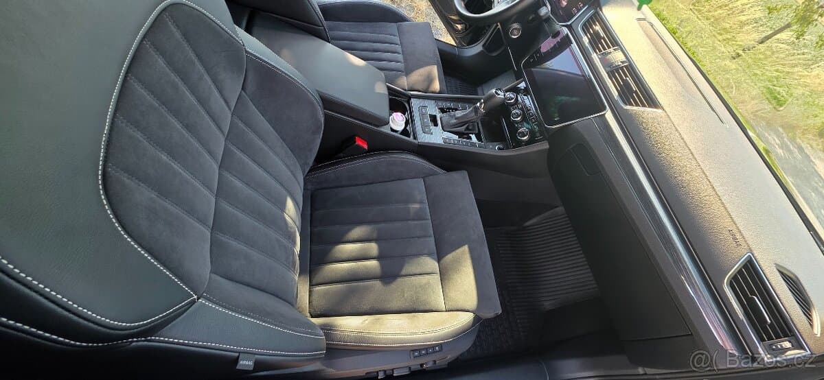 2022 Škoda SUPERB - 10