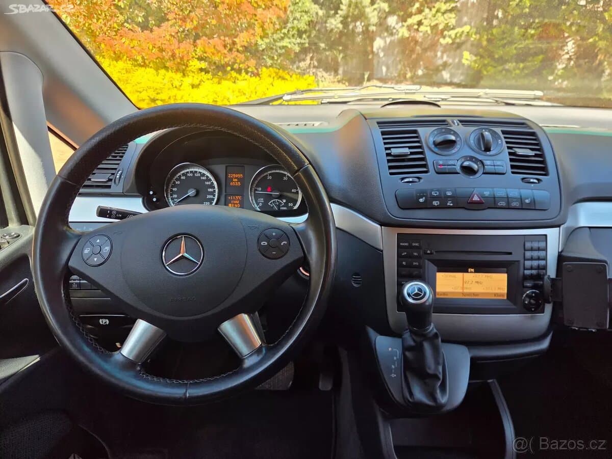 2011 Mercedes-Benz VIANO - 10
