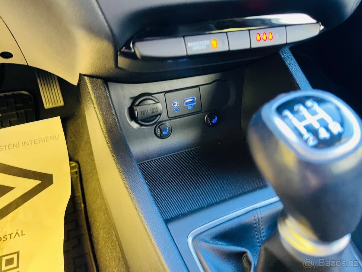 2019 Hyundai i20 - 10