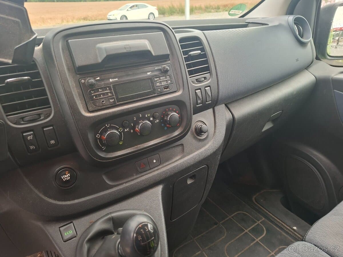 2015 Opel VIVARO - 10