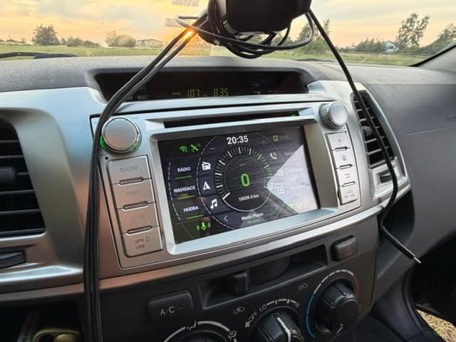 2014 Toyota HILUX - 10