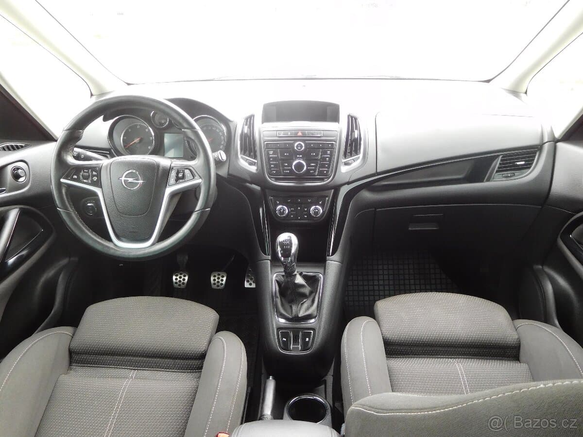 2012 Opel ZAFIRA - 10