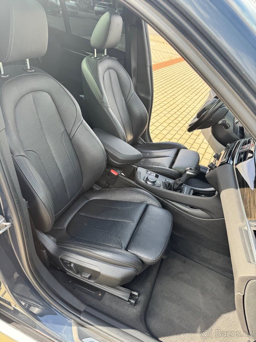 2018 BMW X1 - 10