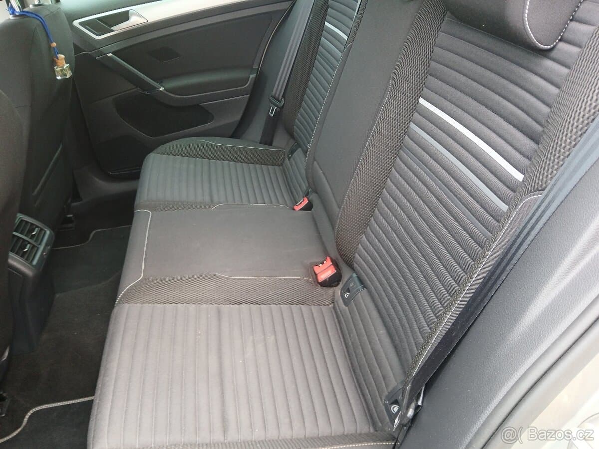 2015 Volkswagen GOLF - 10