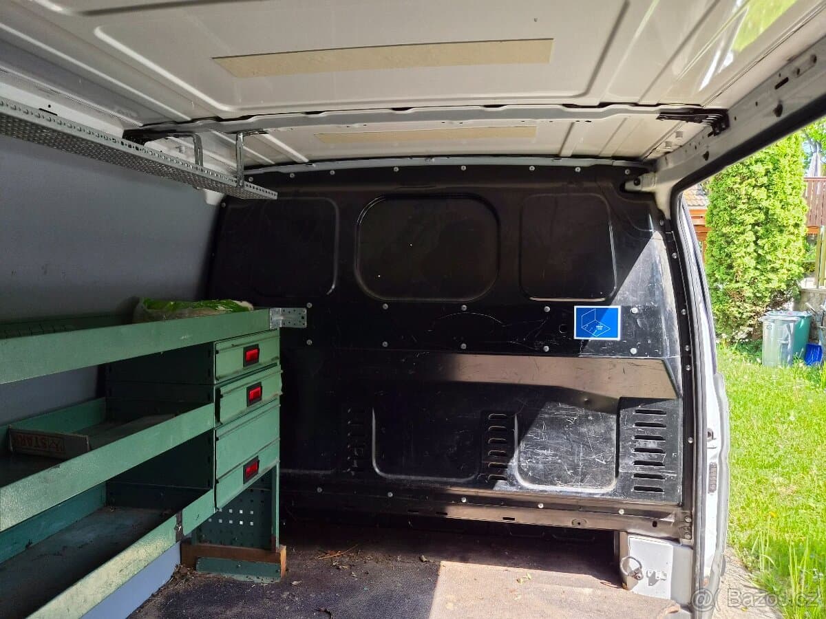 2011 Mercedes-Benz VITO - 10