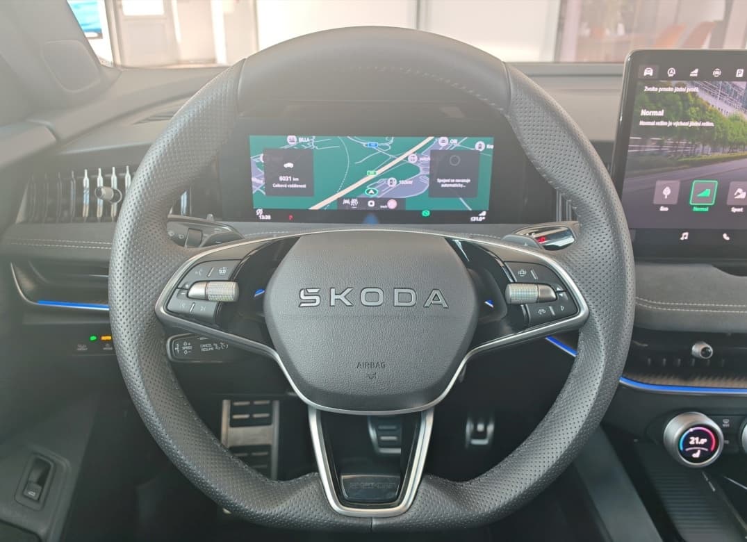 2025 Škoda SUPERB - 10