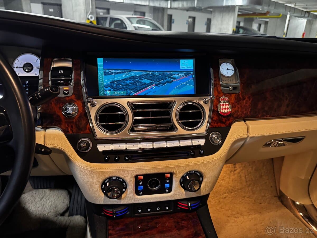 2010 Rolls-Royce GHOST - 10