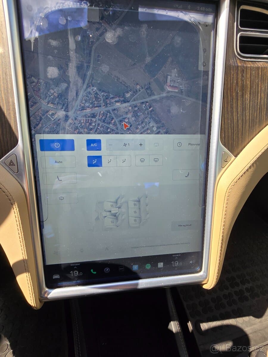 2014 Tesla MODEL S - 10