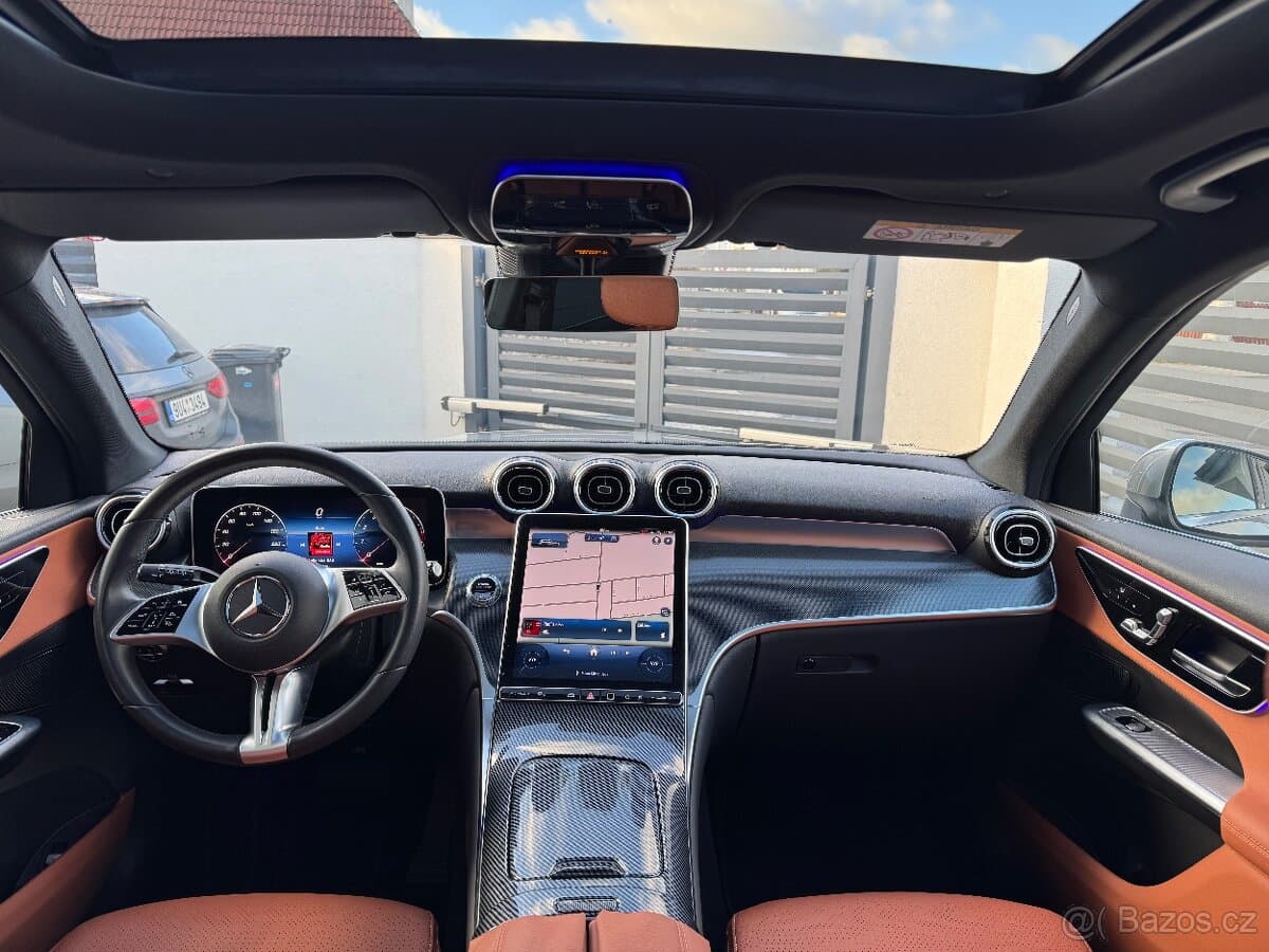 2023 Mercedes-Benz GLC - 10