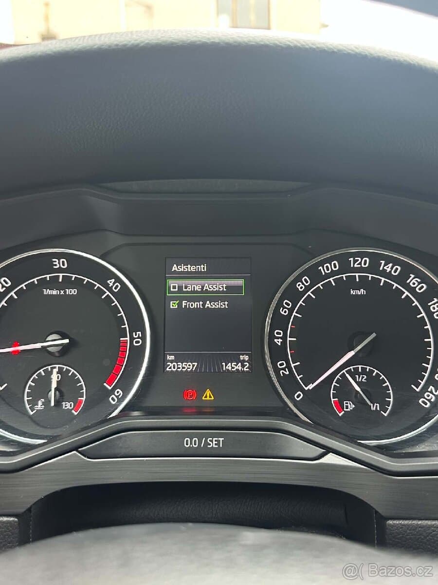 2016 Škoda SUPERB - 10