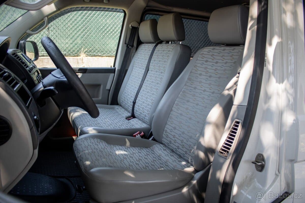 2011 Volkswagen TRANSPORTER - 10
