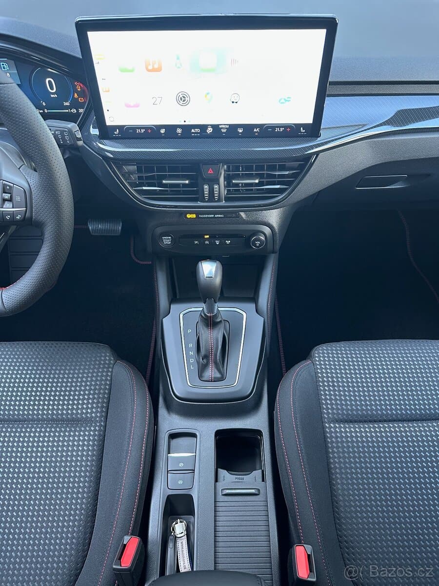 2025 Ford FOCUS - 10