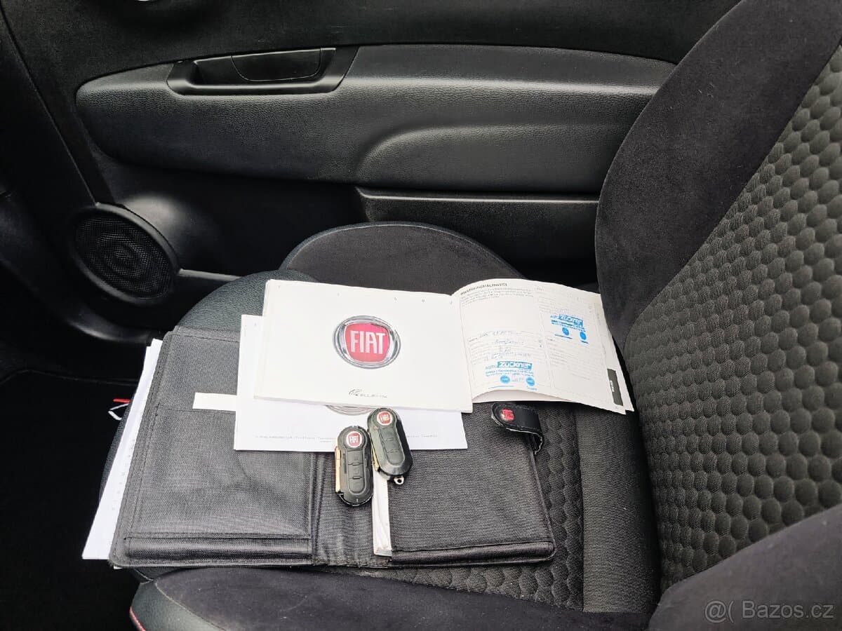 2013 Fiat 500 - 10