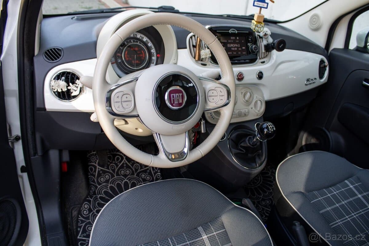 2017 Fiat 500 - 10