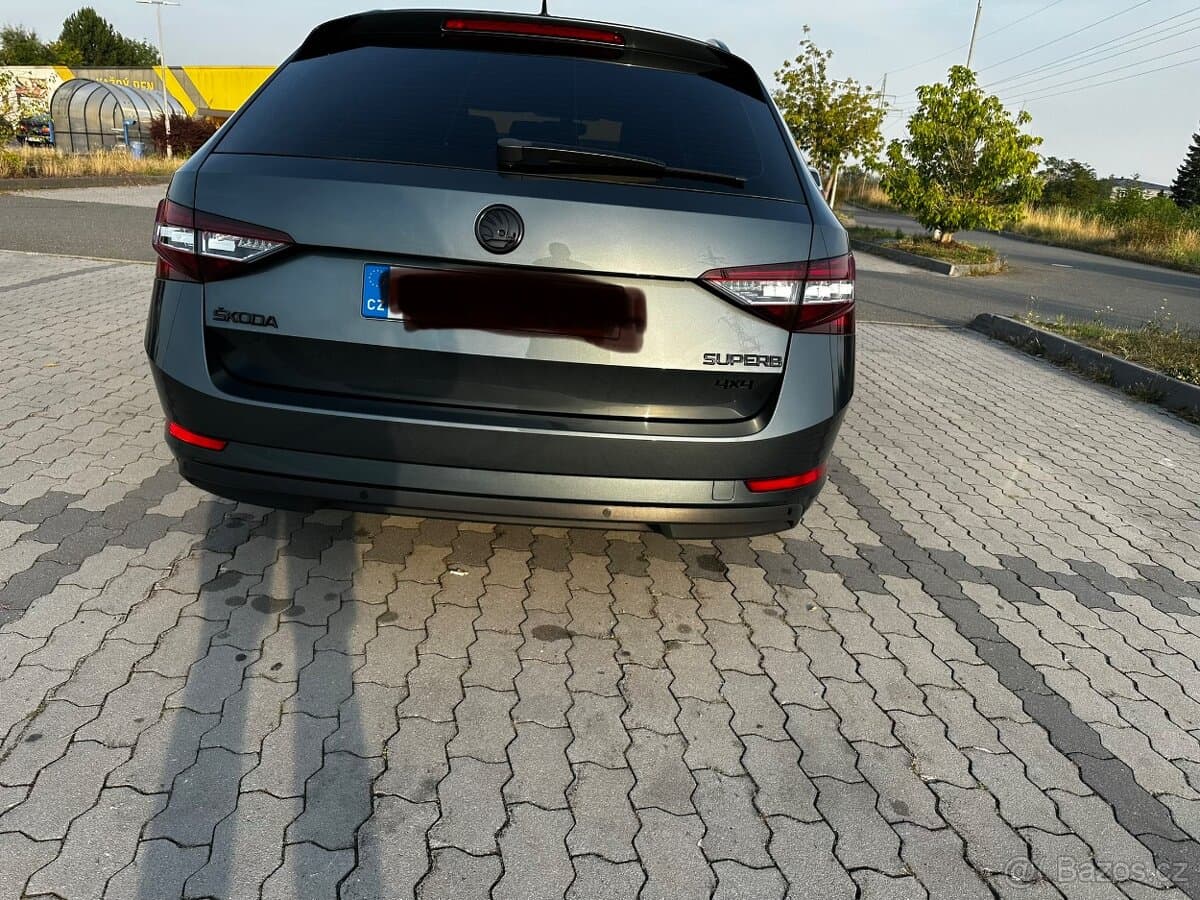 2019 Škoda SUPERB - 10
