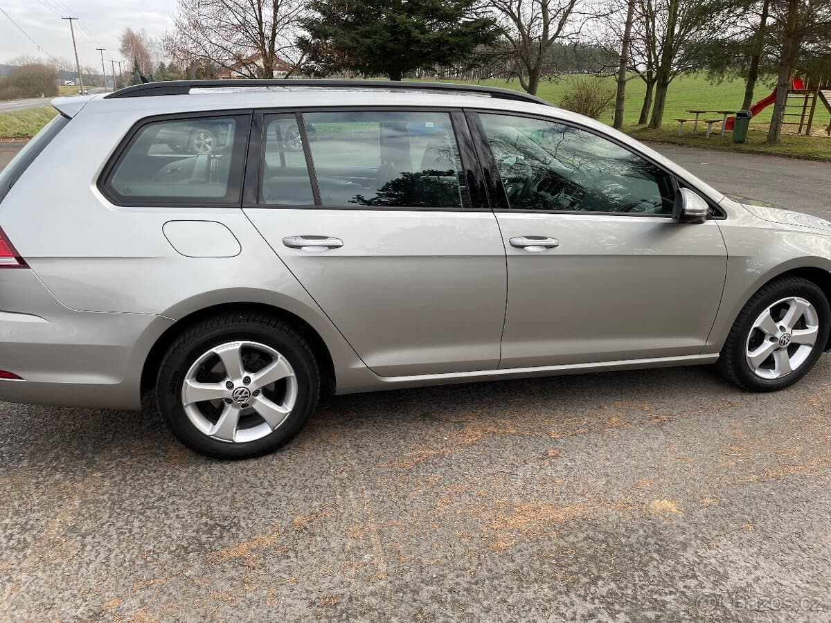 2019 Volkswagen GOLF - 10