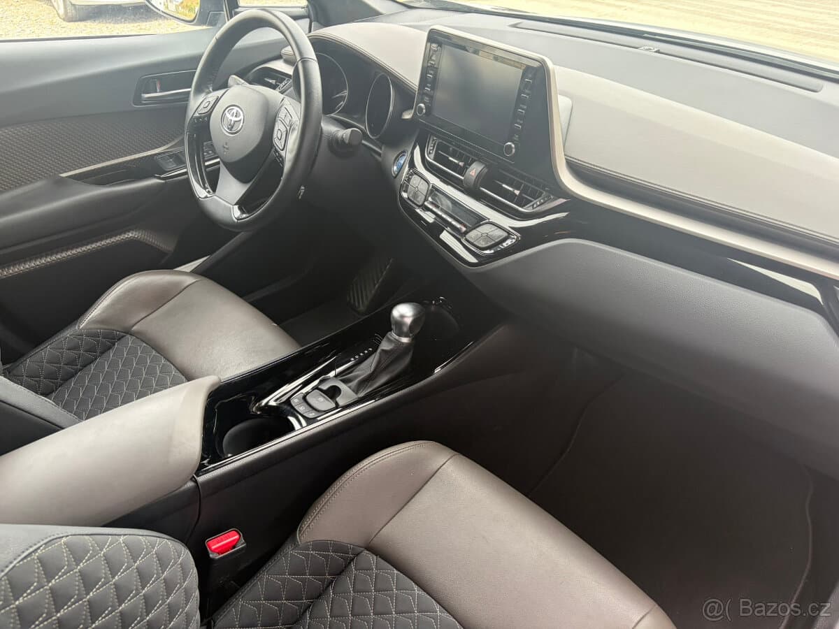 2020 Toyota C-HR - 10