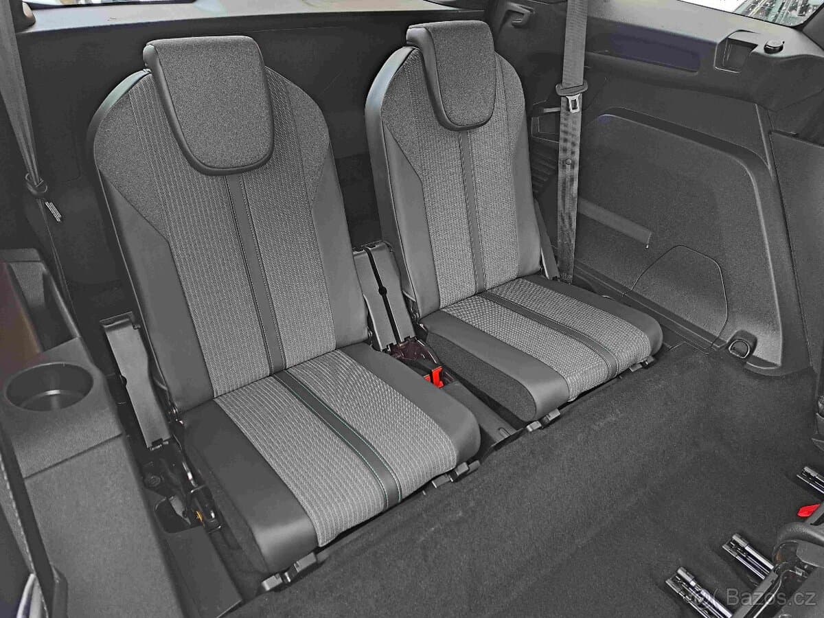 2022 Peugeot 5008 - 10