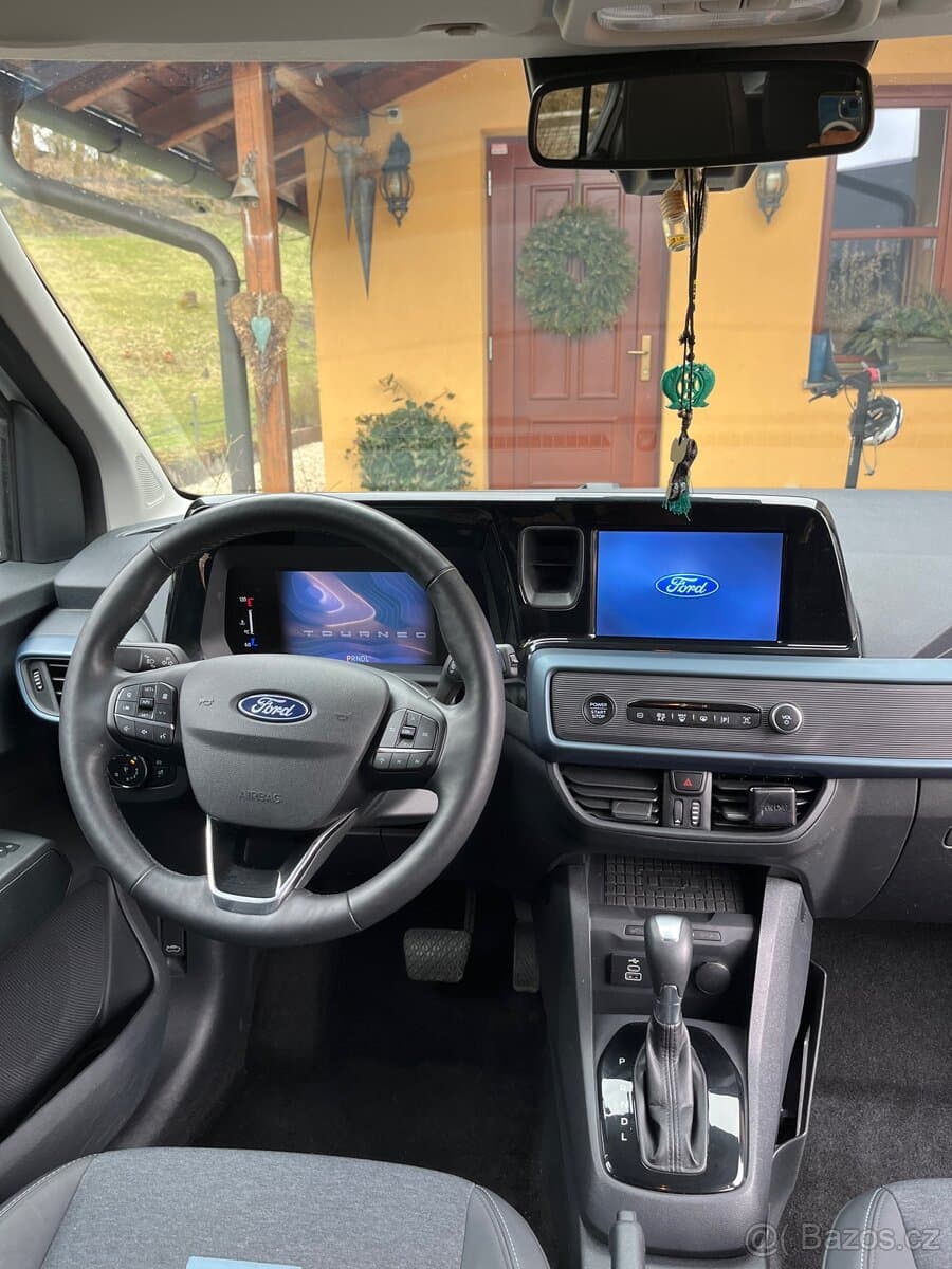 2024 Ford TOURNEO - 10