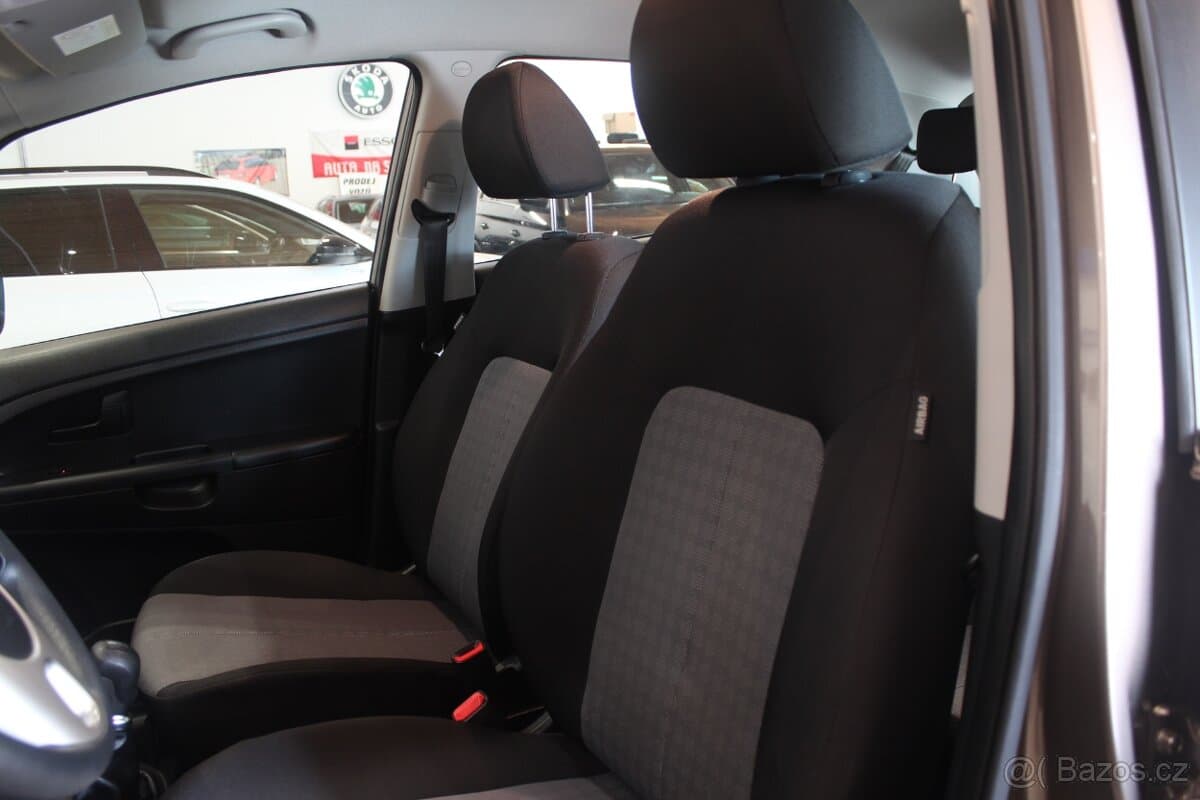 2016 Kia VENGA - 10