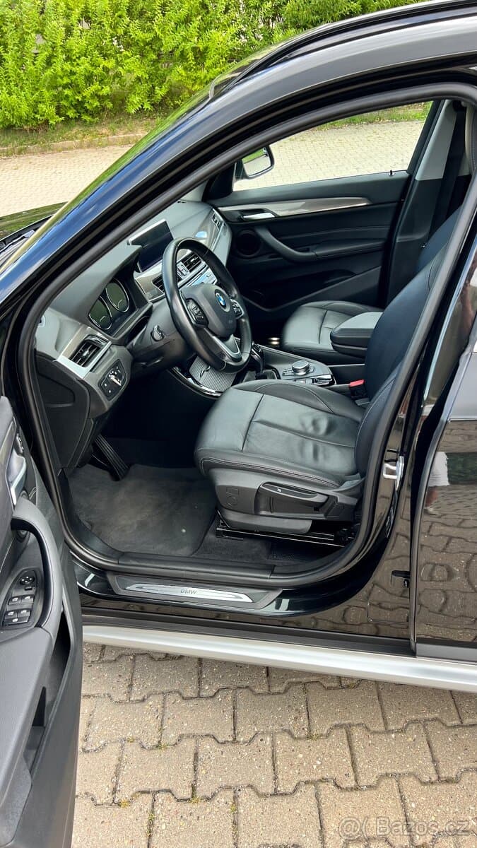 2019 BMW X1 - 10