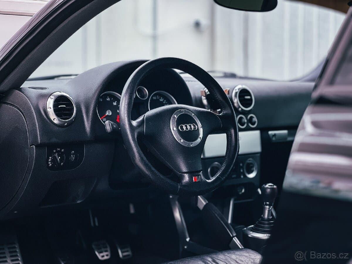 1999 Audi TT - 10