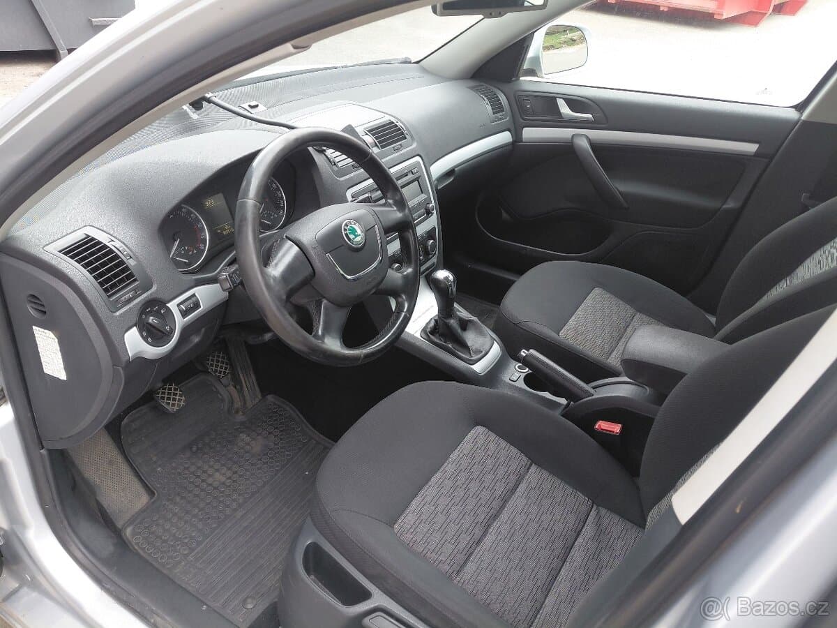 2010 Škoda OCTAVIA - 10