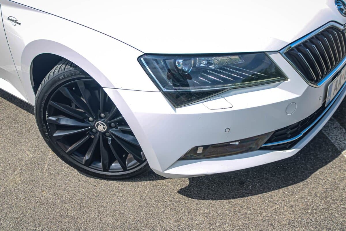 2017 Škoda SUPERB - 10