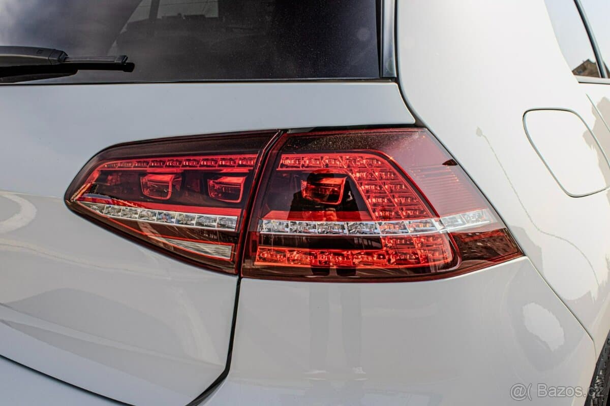 2016 Volkswagen GOLF - 10