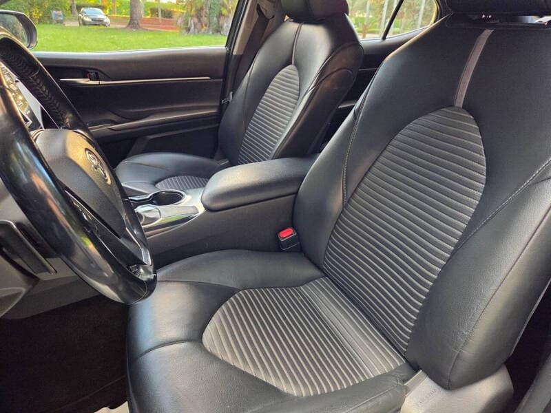 2019 Toyota CAMRY - 10