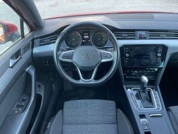 Volkswagen PASSAT - 10