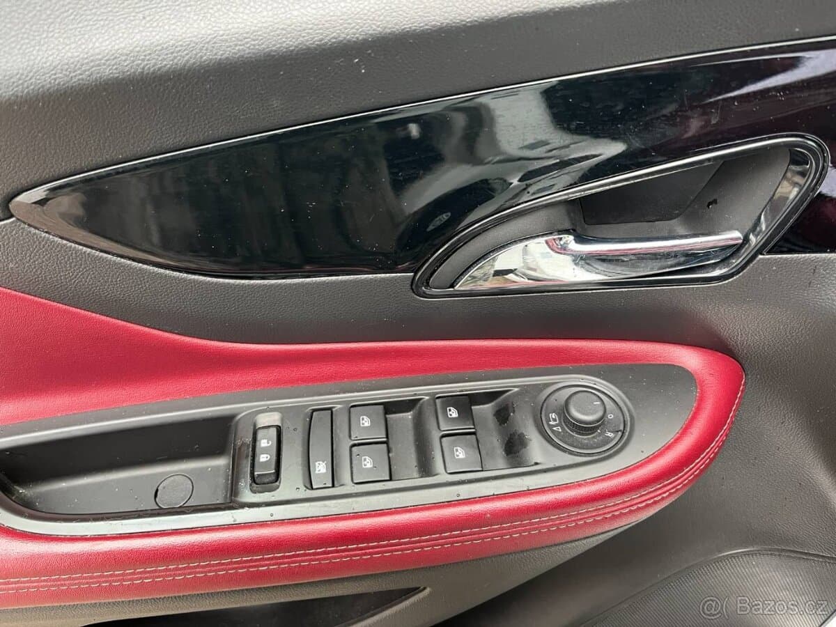 2019 Opel MOKKA - 10