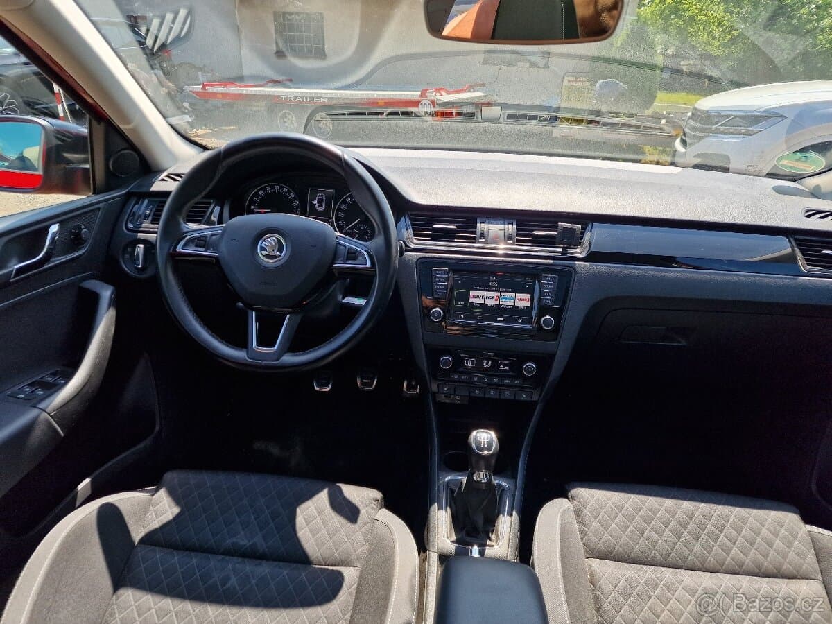 2015 Škoda RAPID - 10