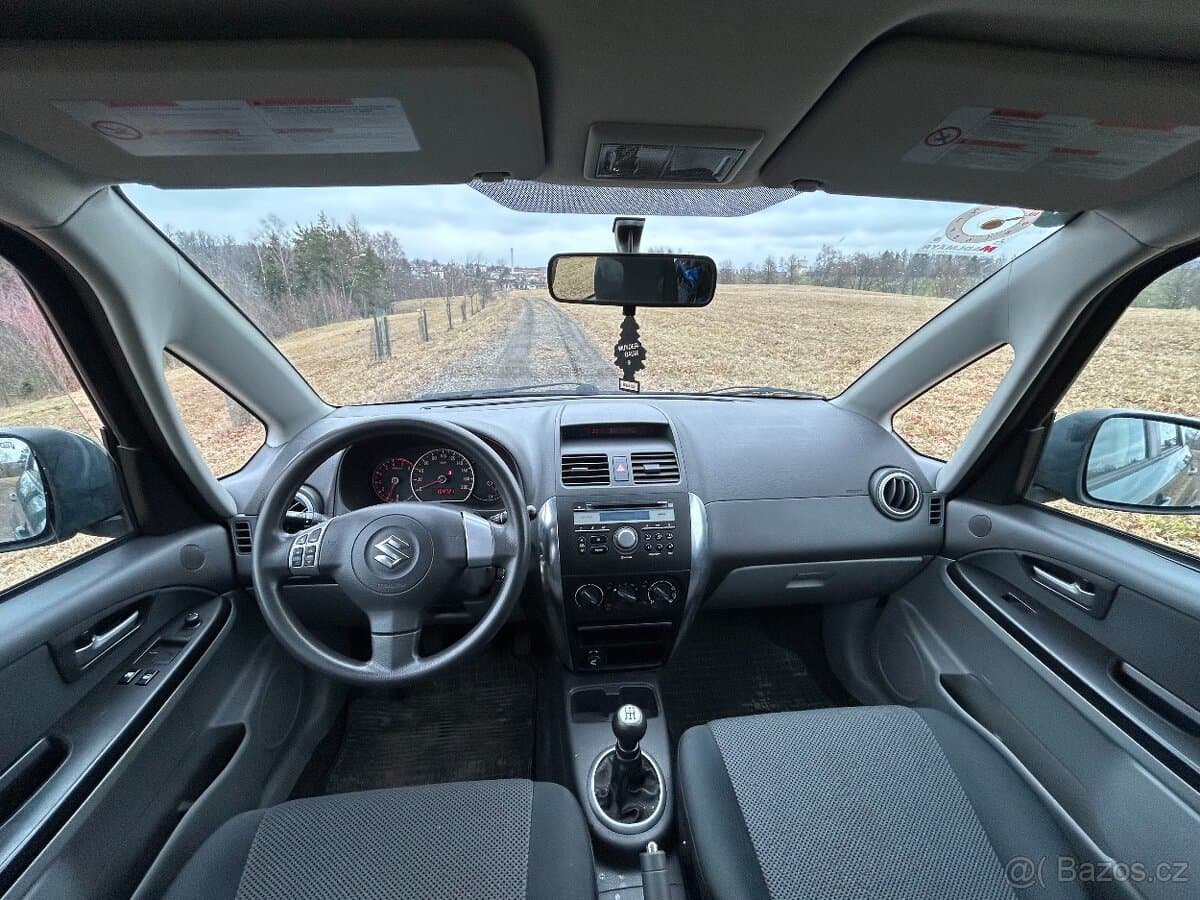 2006 Suzuki SX4 - 10