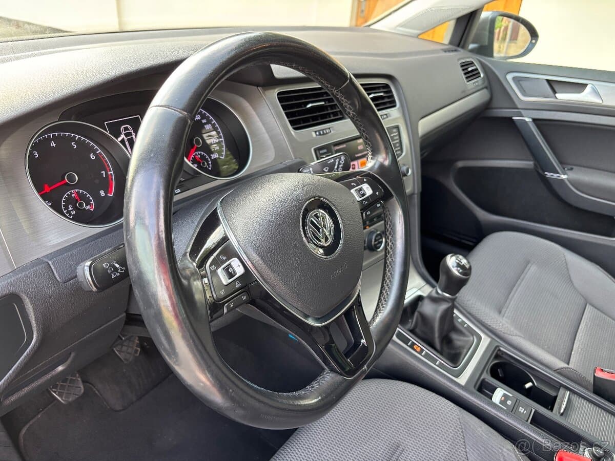 2016 Volkswagen GOLF - 10