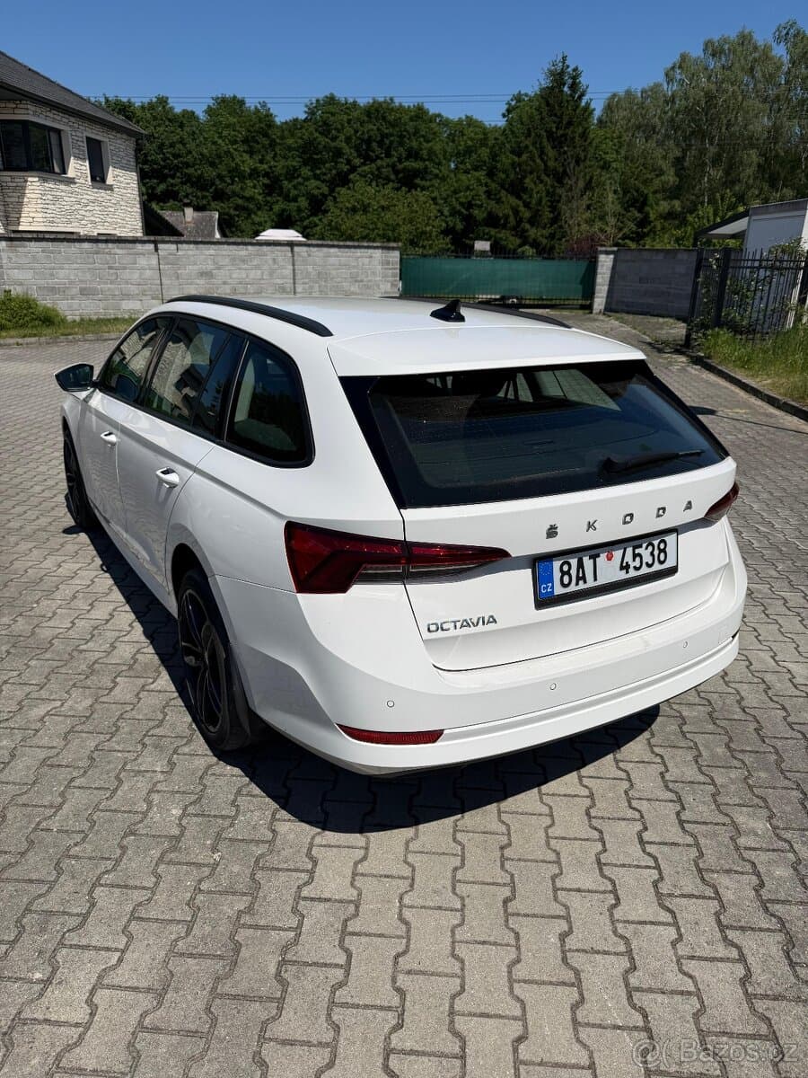 2021 Škoda OCTAVIA - 10