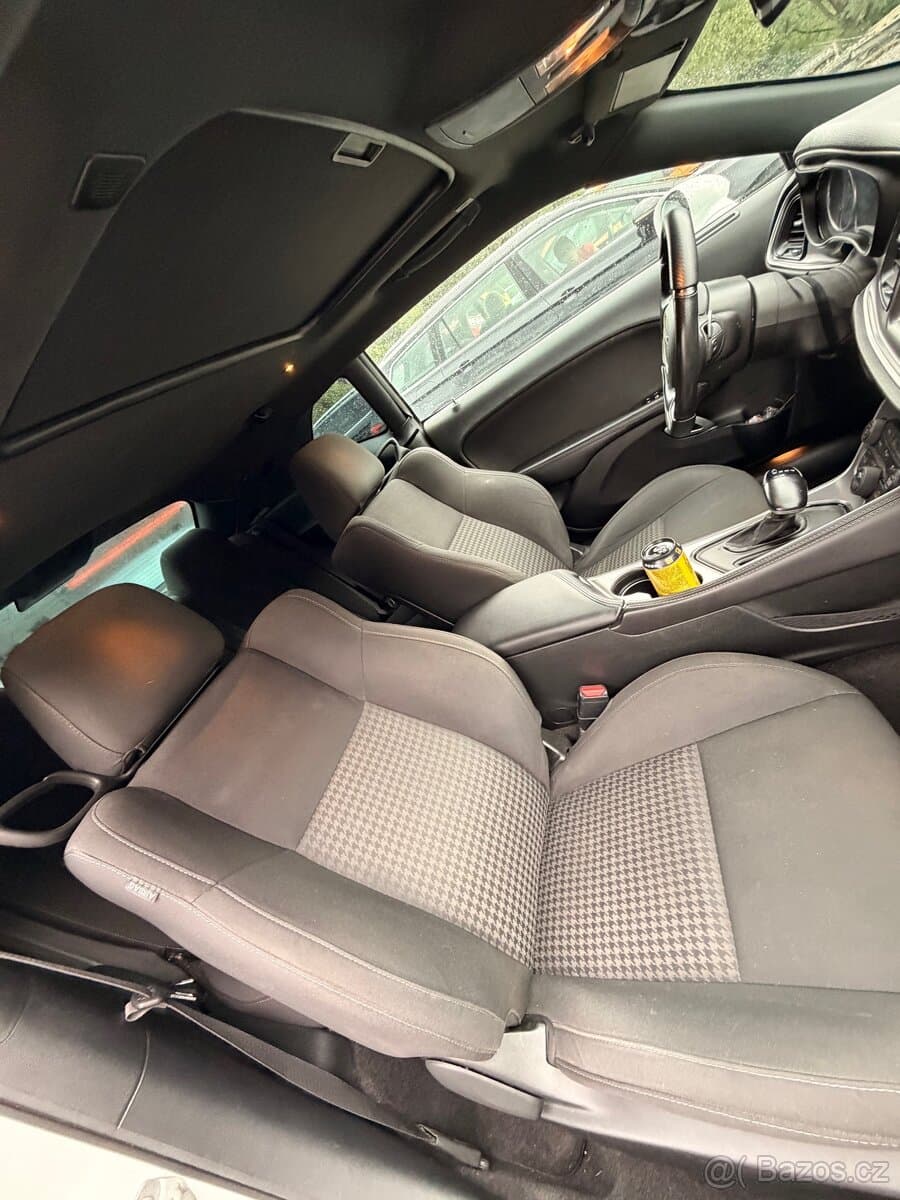 2019 Dodge CHALLENGER - 10