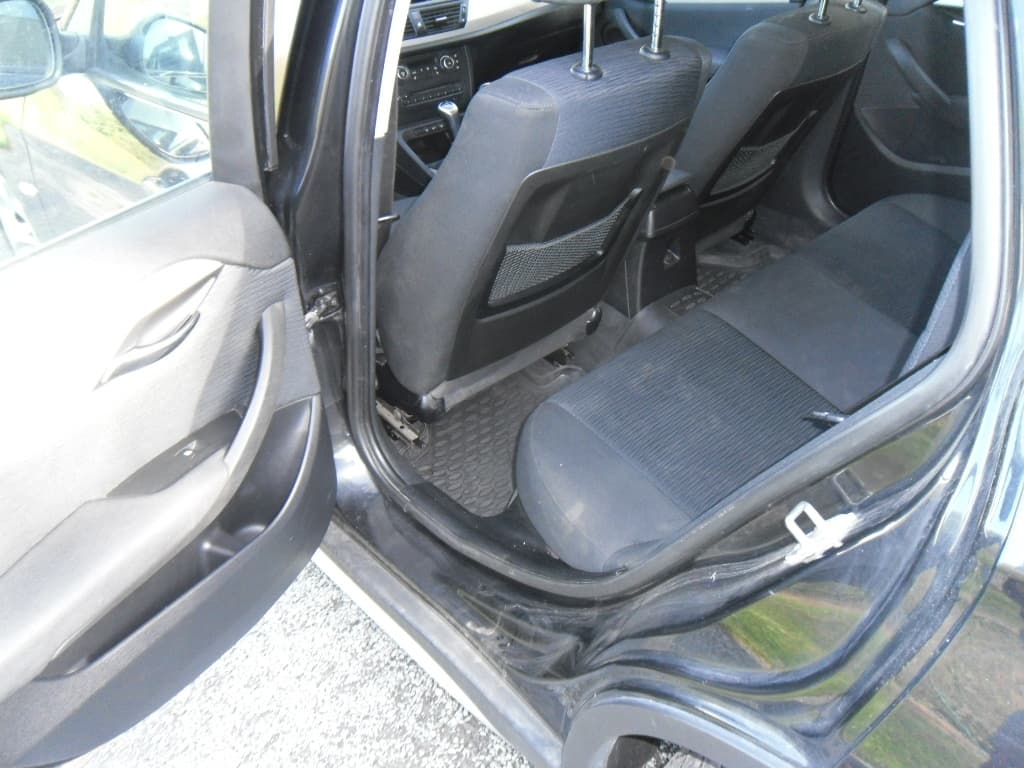 2012 BMW X1 - 10