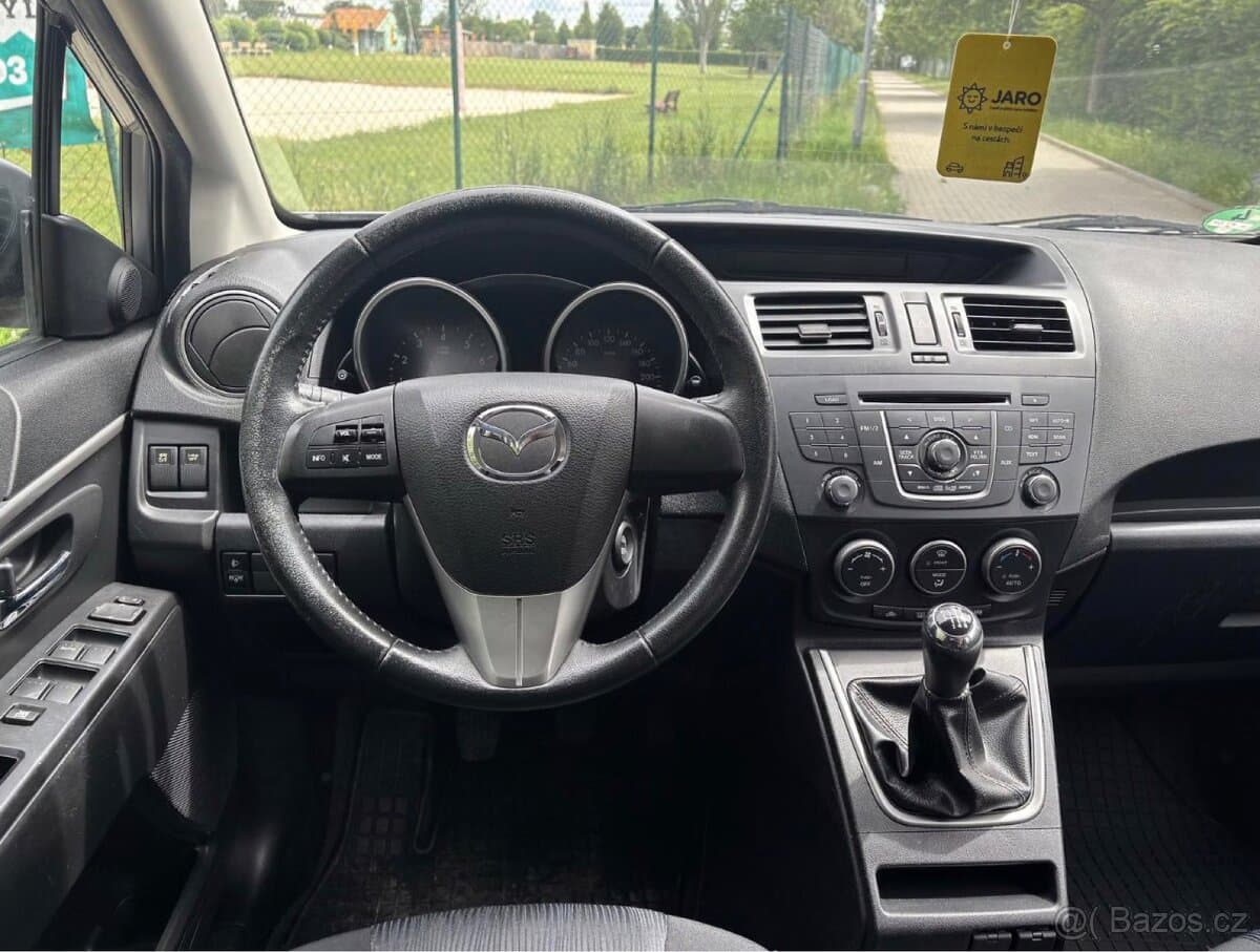 2011 Mazda 5 - 10