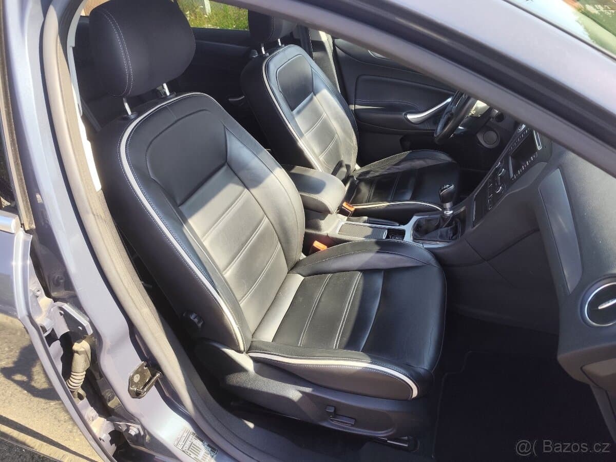2012 Ford MONDEO - 10