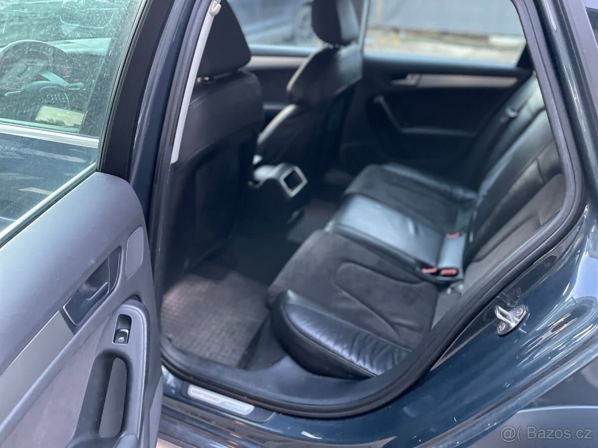 2011 Audi A4 - 10