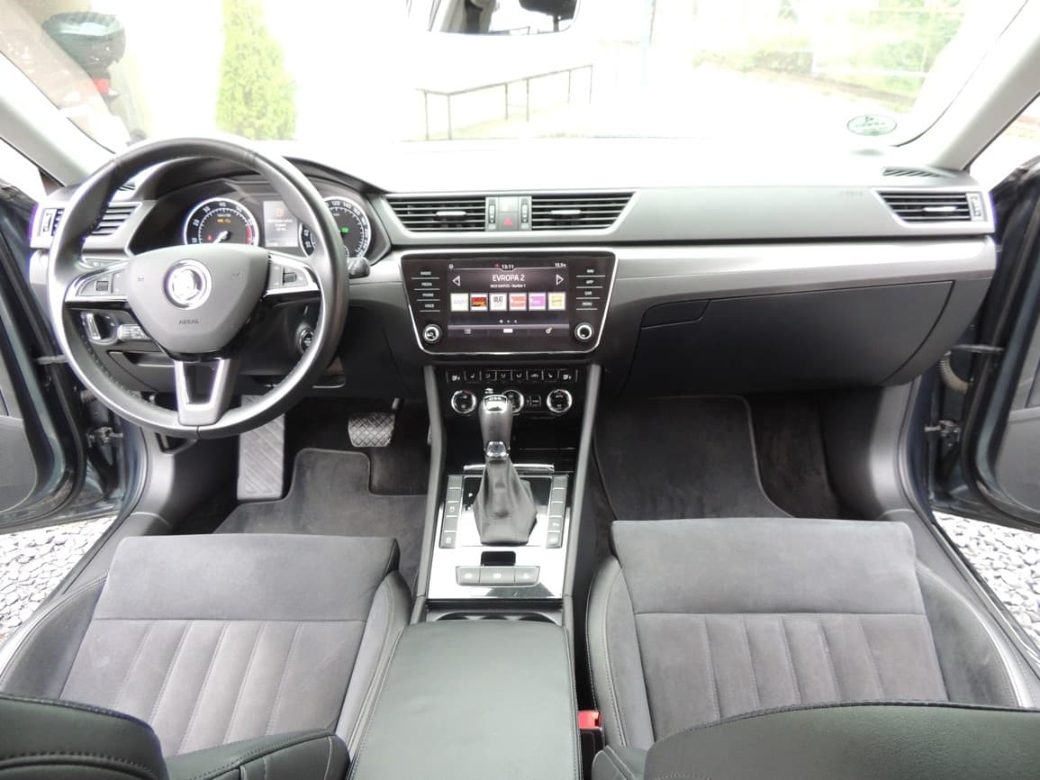 2019 Škoda SUPERB - 10