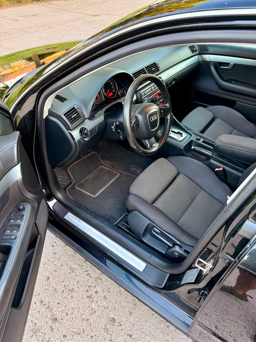 2005 Audi A4 - 10