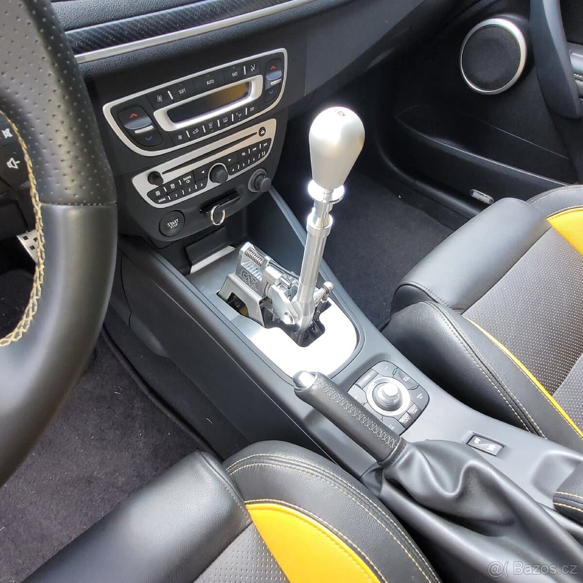 2011 Renault MEGANE - 10