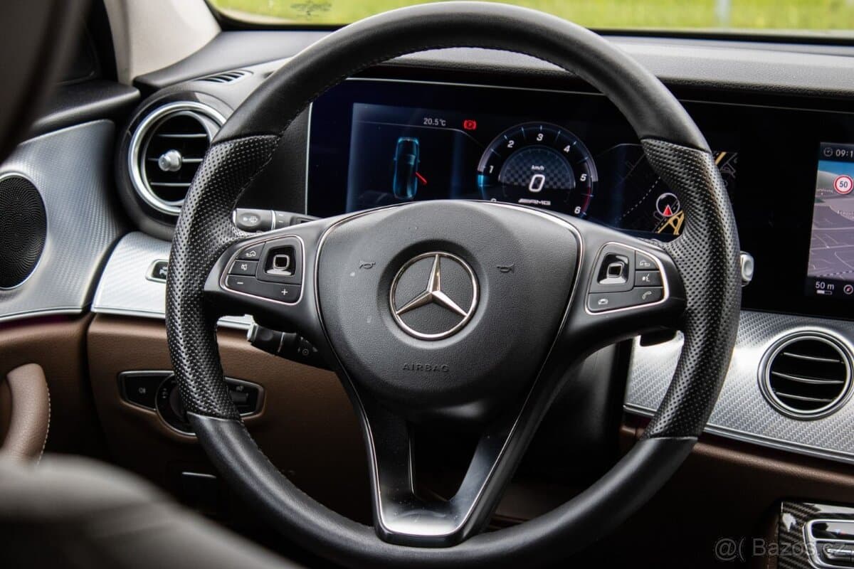 2017 Mercedes-Benz OSTATNÍ - 10